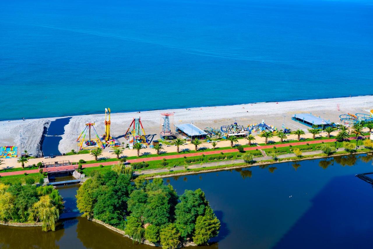 Luxury Sea View Orbi City 바투미 외부 사진